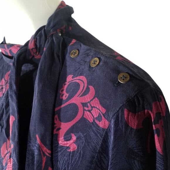 Christian Dior Silk Blouse Dark Blue Floral Print Button Cuff Size 6 - Picture 4 of 6